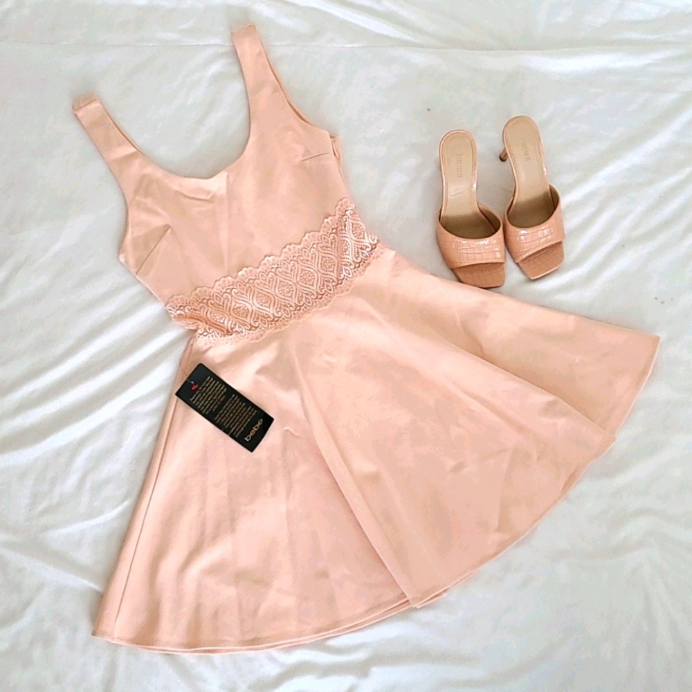 NWT Bebe Dress Small